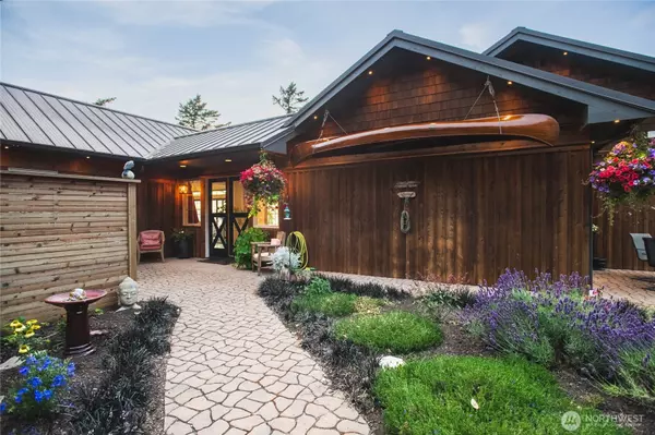 La Conner, WA 98257,11 Eagles Nest DR