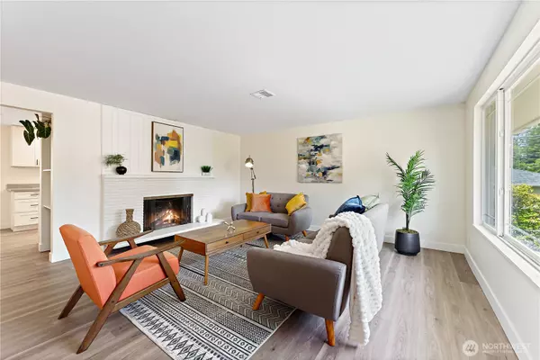Edmonds, WA 98026,22720 90th AVE W