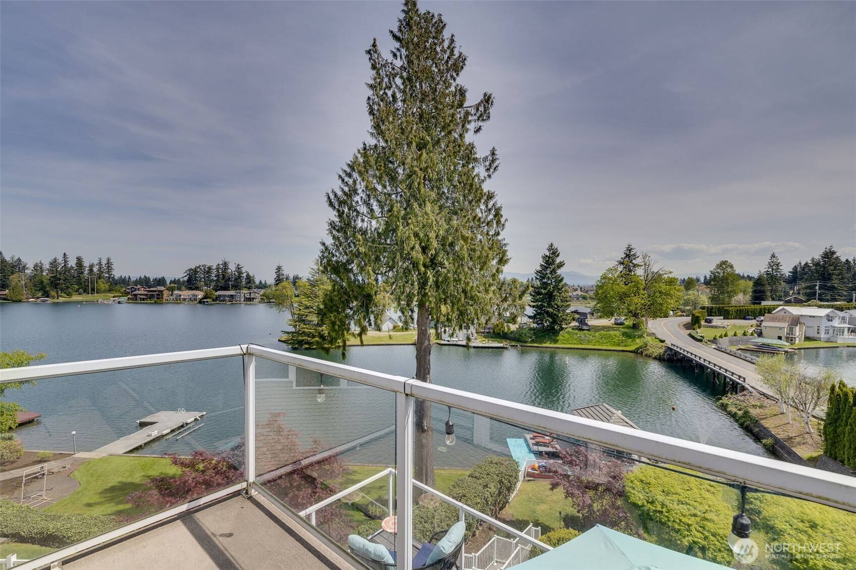 21026 30th Street Ct E, Lake Tapps, WA 98391