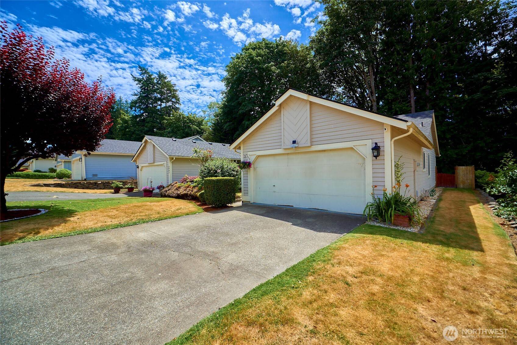 2003 SW 307 ST #B, Federal Way, WA 98023