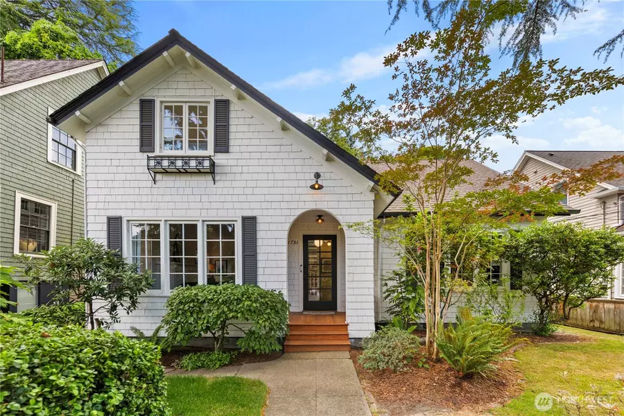 1731 37th AVE, Seattle, WA 98122