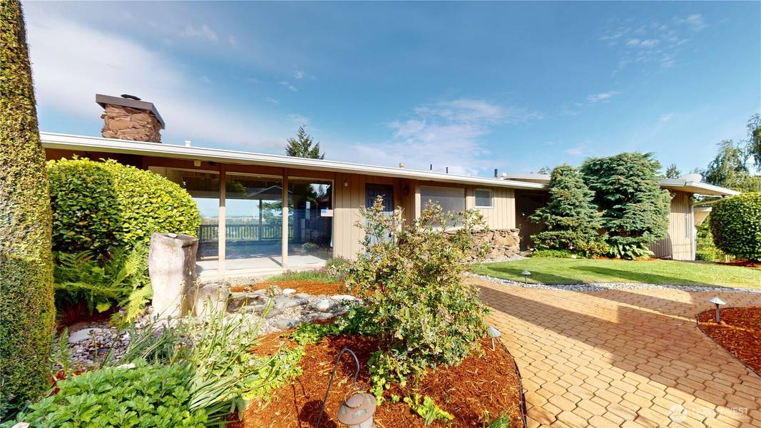 16020 7th AVE SW, Burien, WA 98166