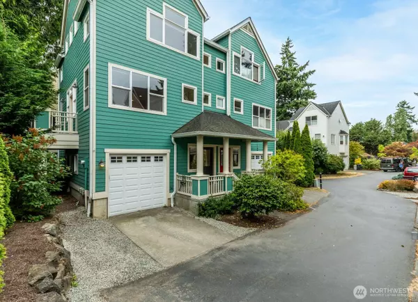 346 Wyatt WAY NE #10, Bainbridge Island, WA 98110