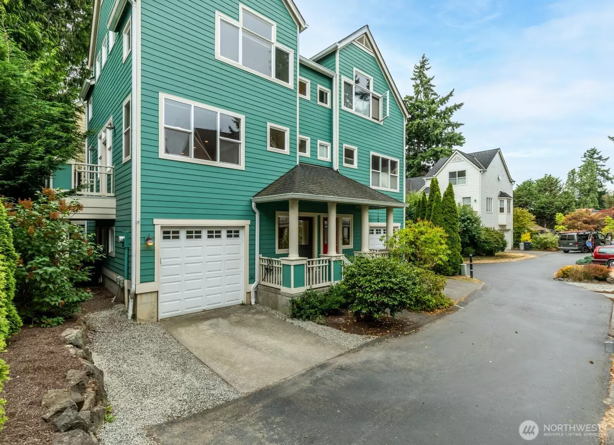 Bainbridge Island, WA 98110,346 Wyatt WAY NE #10