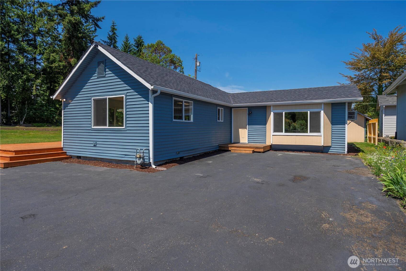 1922 NE Fir ST, Keyport, WA 98345