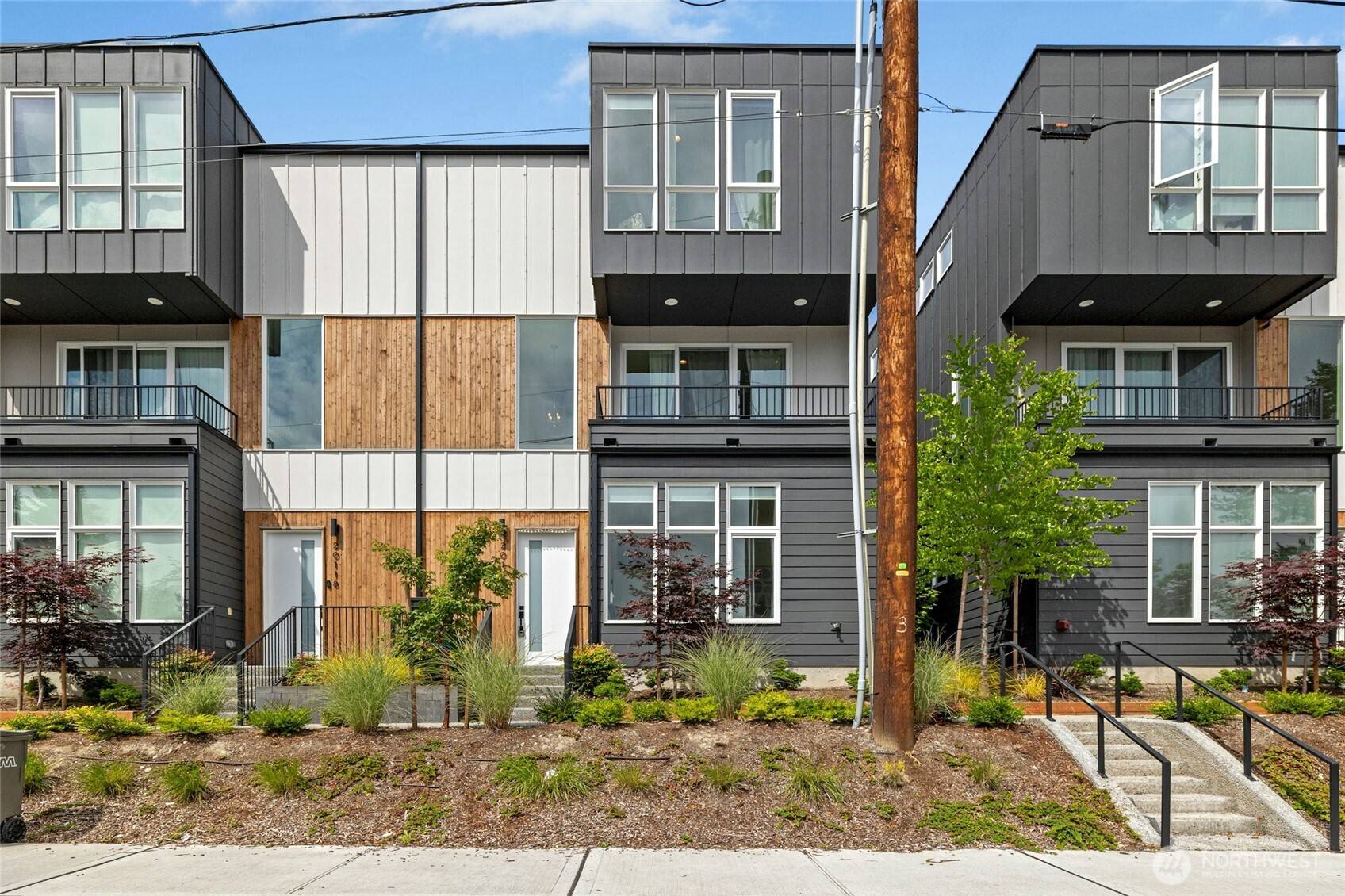 20116 61st PL W, Lynnwood, WA 98036
