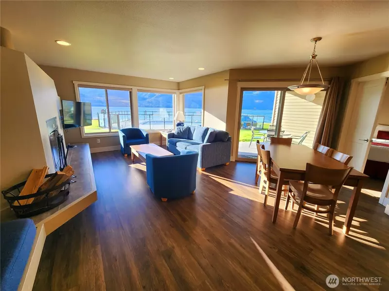 1 Lakeside 704-D, Manson, WA 98831