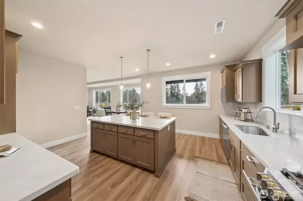 Puyallup, WA 98375,17232 74th Avenue Ct E