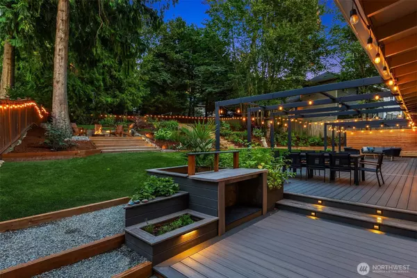Sammamish, WA 98074,22 Louis Thompson RD SE