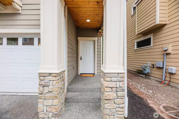Everett, WA 98204,9913 1st PL W