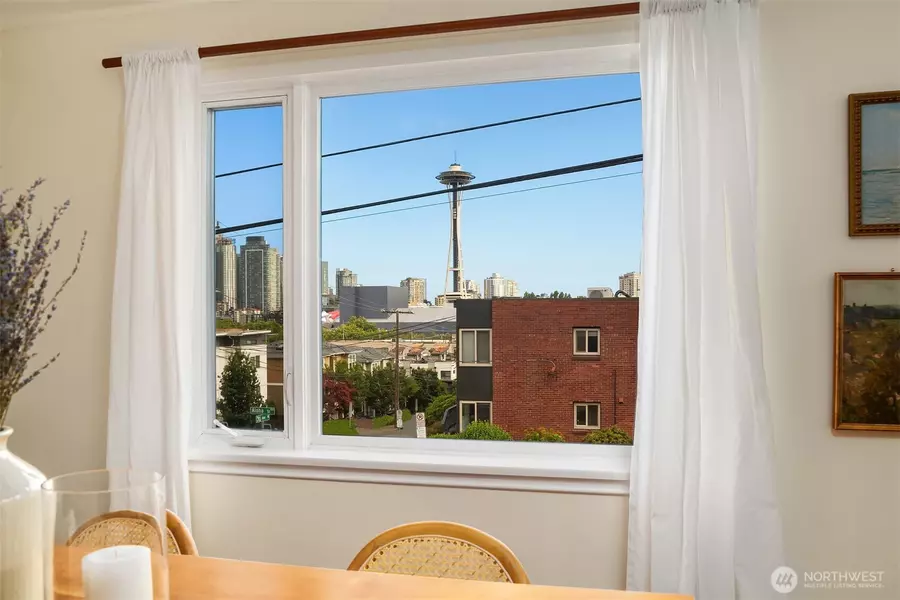 228 Aloha ST #403, Seattle, WA 98109
