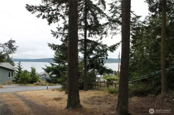 Port Townsend, WA 98368,85 Quinault LOOP