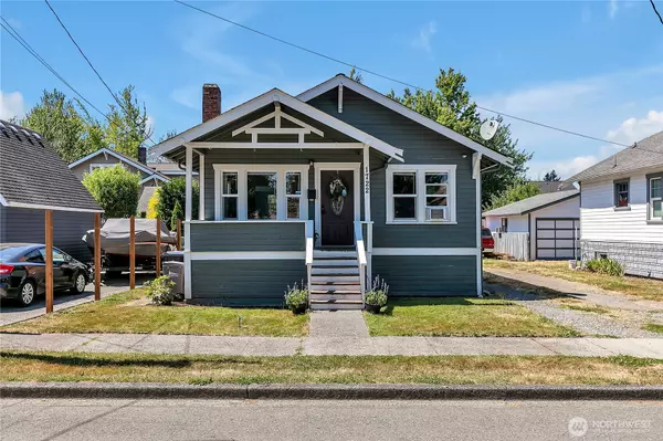 Enumclaw, WA 98022,1722 Harding ST
