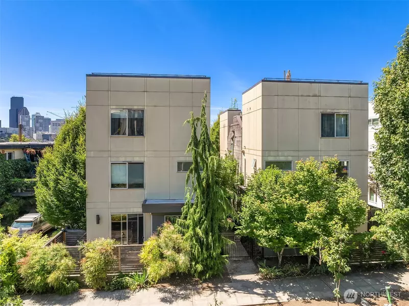 933 16th Avenue #A, Seattle, WA 98122