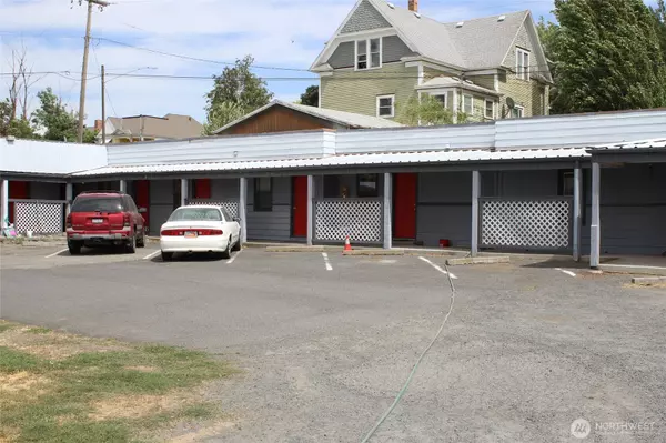 Ritzville, WA 99169,210 E 1st AVE