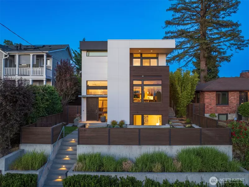 8244 2nd AVE NE, Seattle, WA 98115