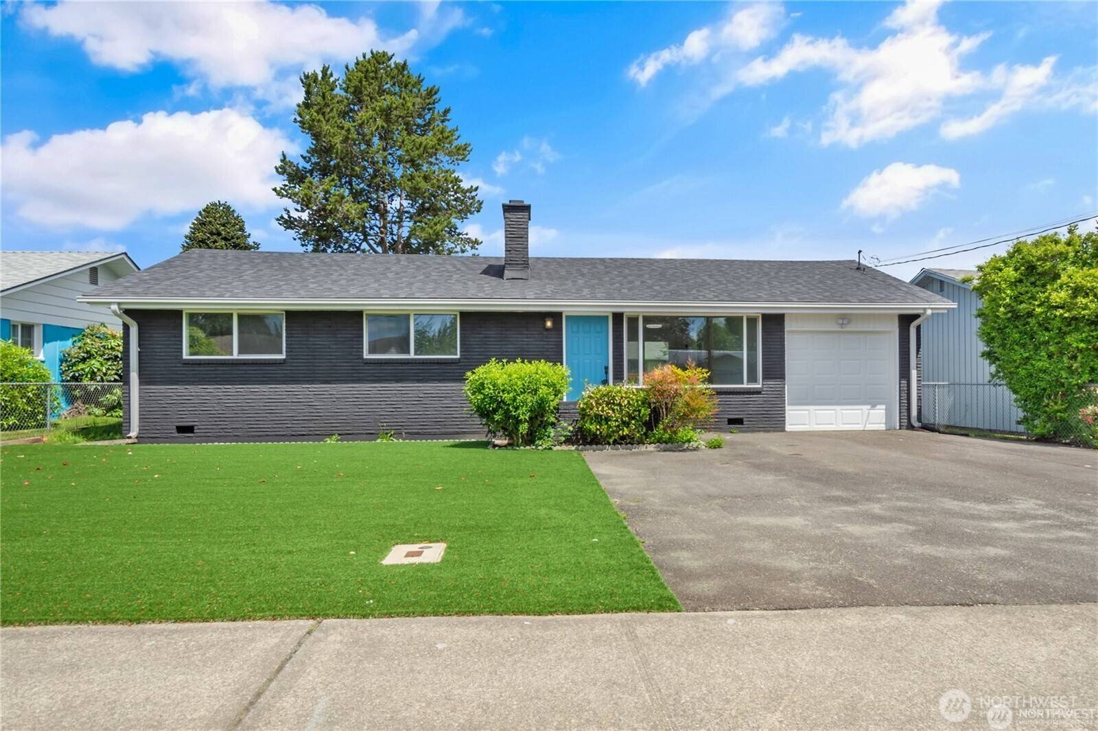 3600 NE 10th ST, Renton, WA 98056