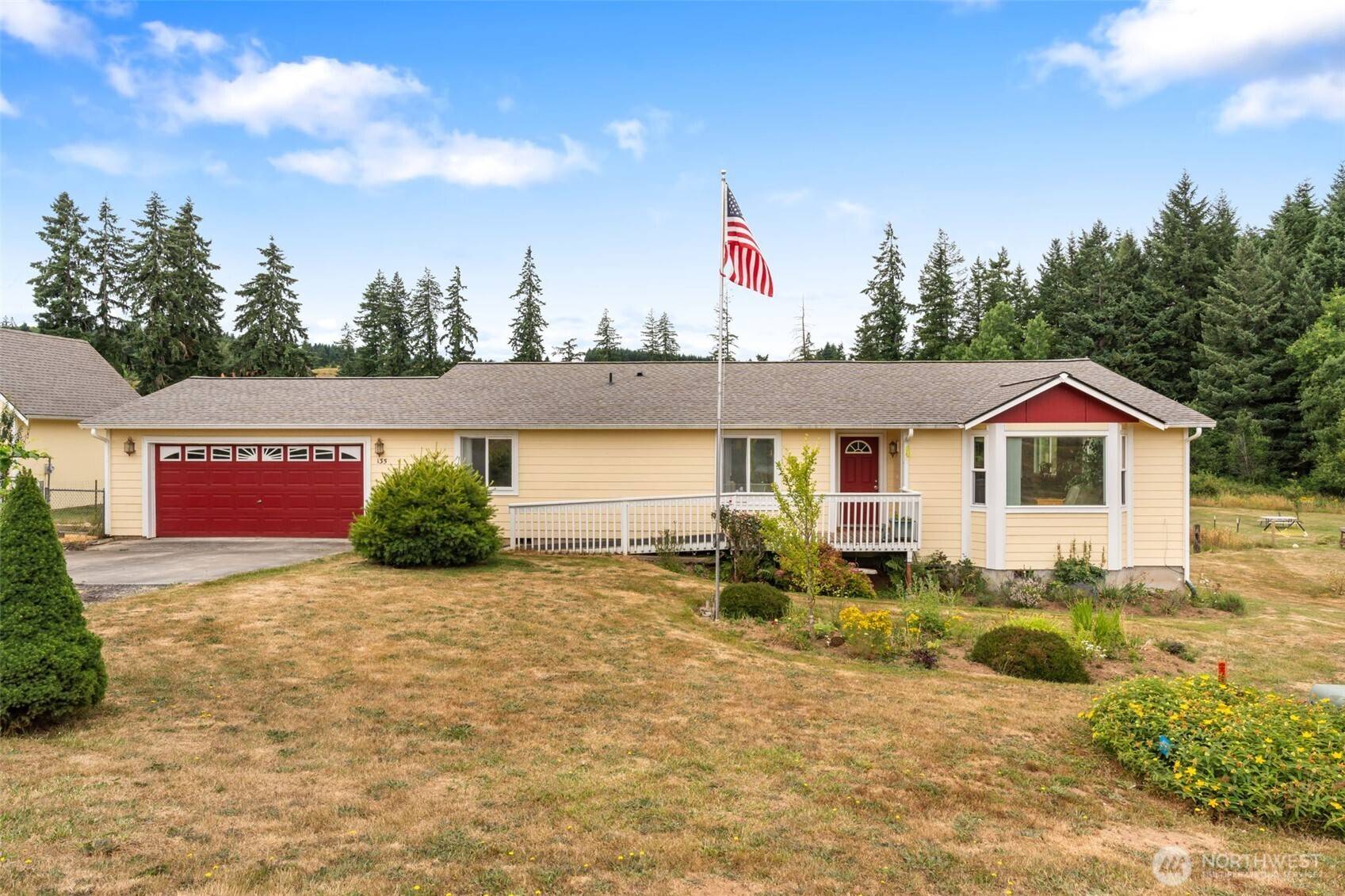 135 Quary LN, Winlock, WA 98596