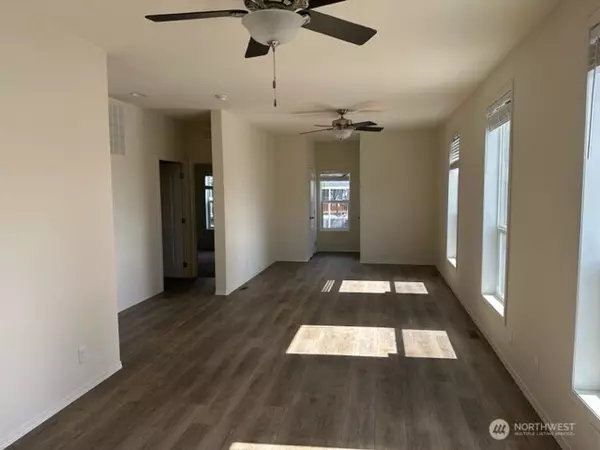 Federal Way, WA 98003,2101 S 324th ST #228