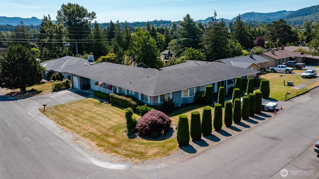 1710 E Highland AVE, Mount Vernon, WA 98273