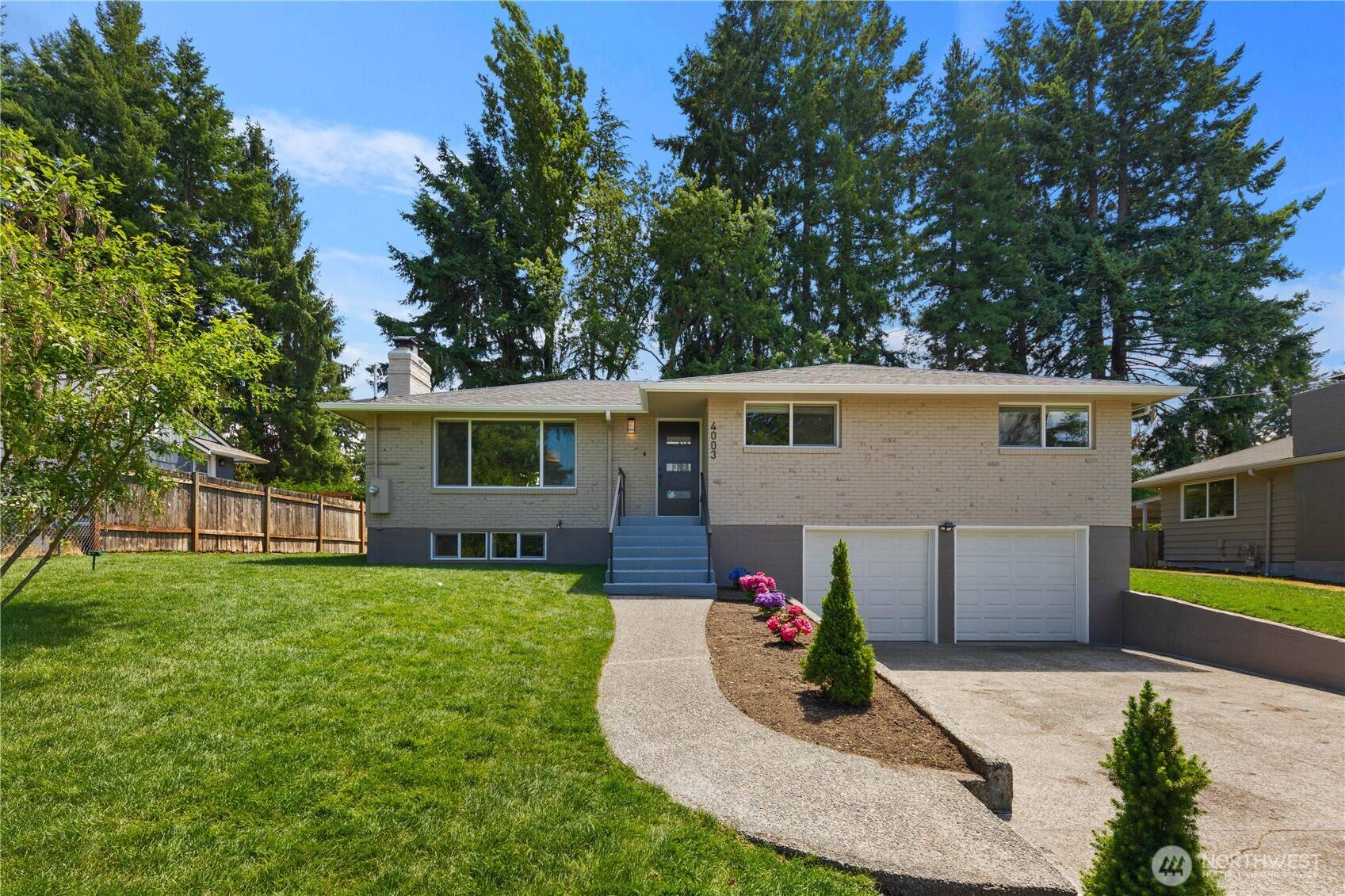 4003 Brouse BLVD W, University Place, WA 98466