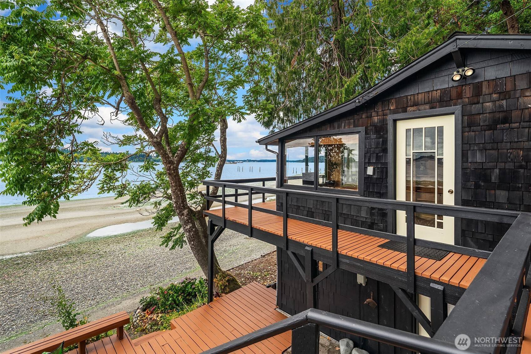 11212 SW 125th ST, Vashon, WA 98070