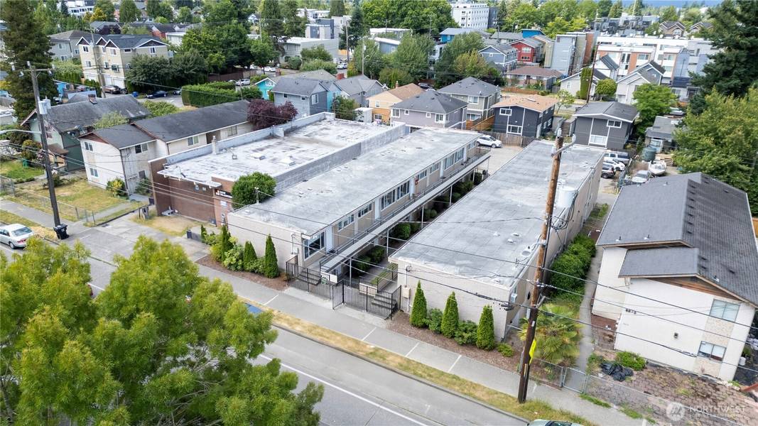 9037 -9041 16th AVE SW, Seattle, WA 98106
