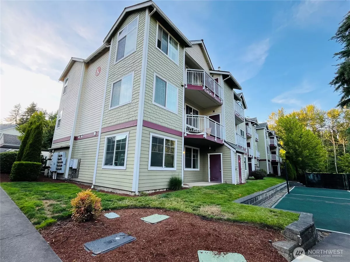 Everett, WA 98204,13000 Admiralty WAY #K106