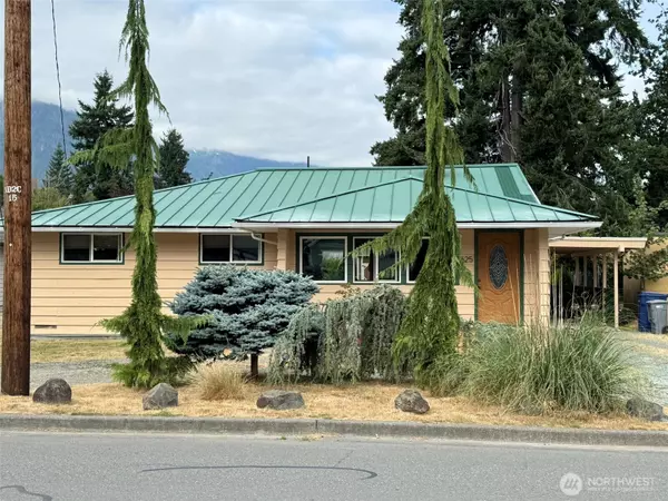 625 Sauk AVE, Darrington, WA 98241