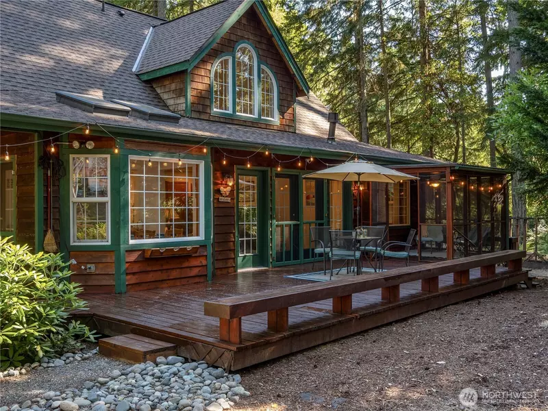 10723 105th Street CT, Anderson Island, WA 98303