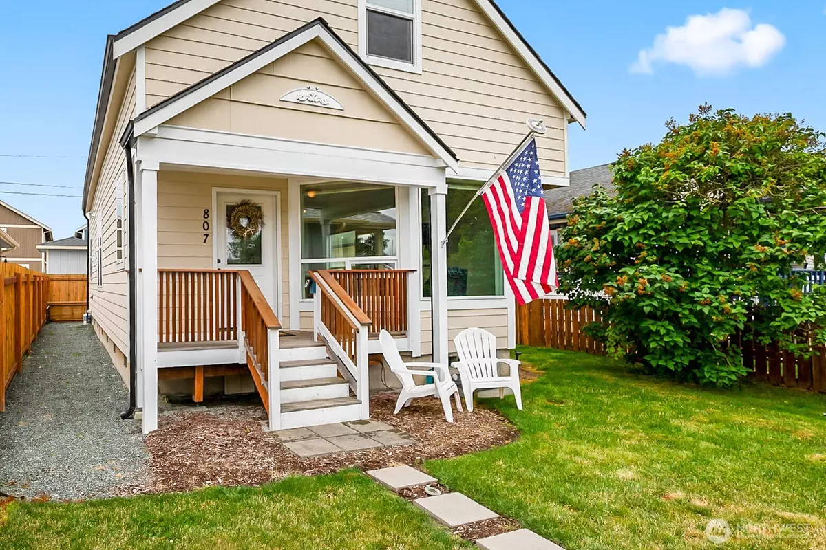 Anacortes, WA 98221,807 24th ST