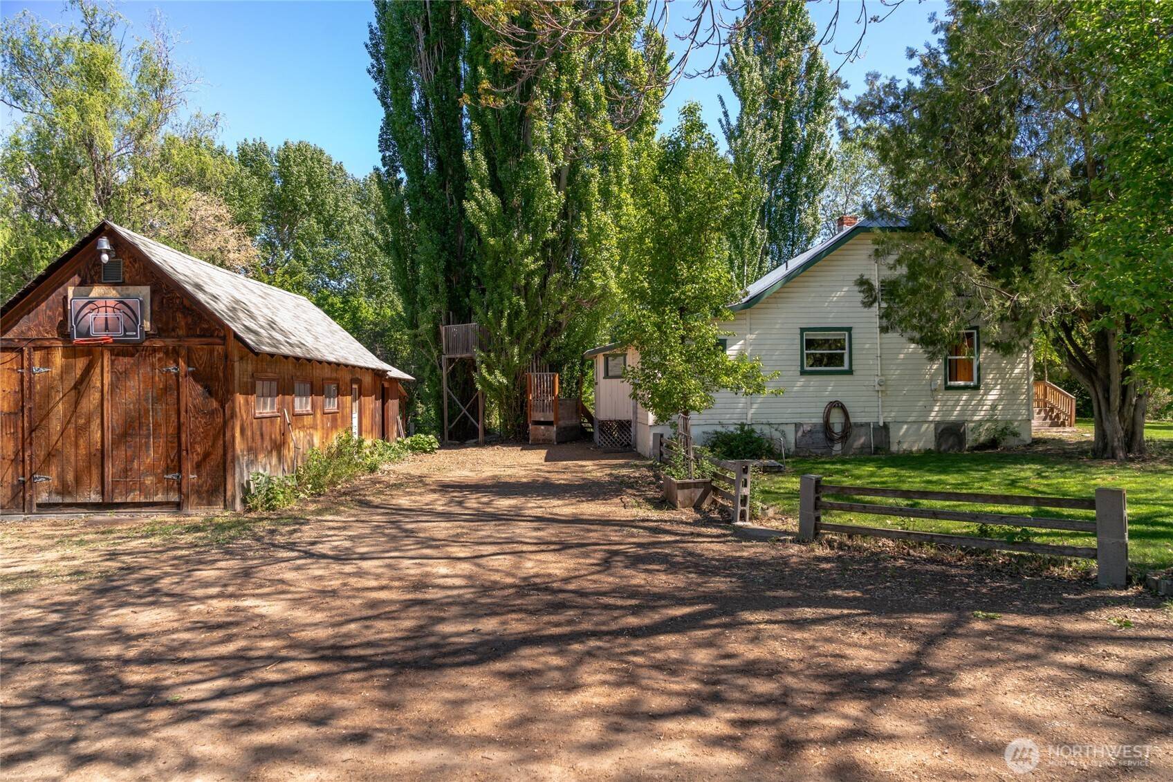 491 Hwy 7, Tonasket, WA 98855