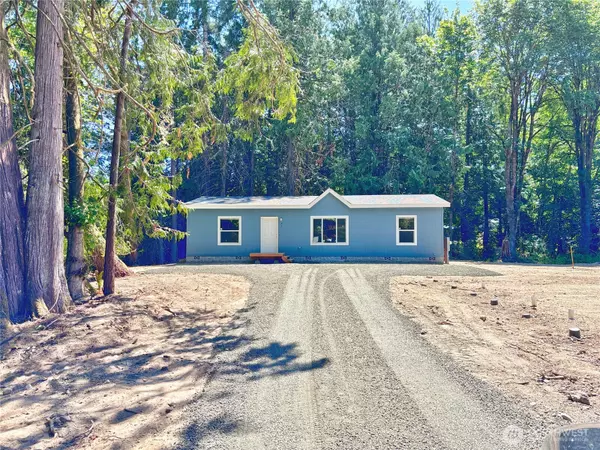 21 E Fox LN, Shelton, WA 98584