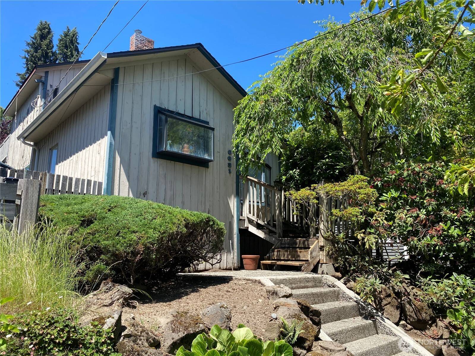 6031 McKinley PL N, Seattle, WA 98103