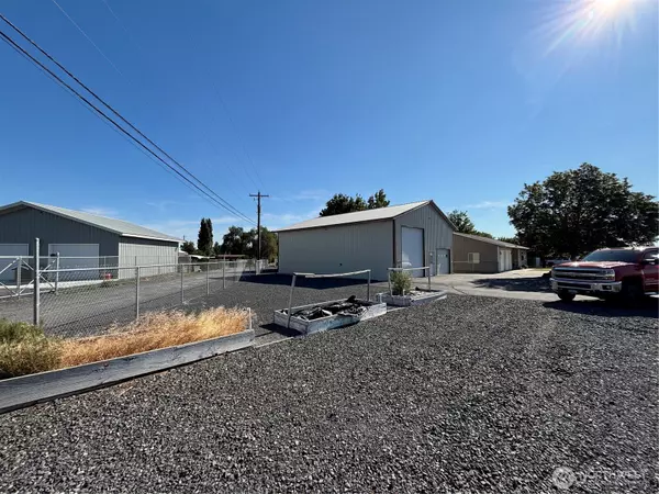 Soap Lake, WA 98851,298 Road 19 NW