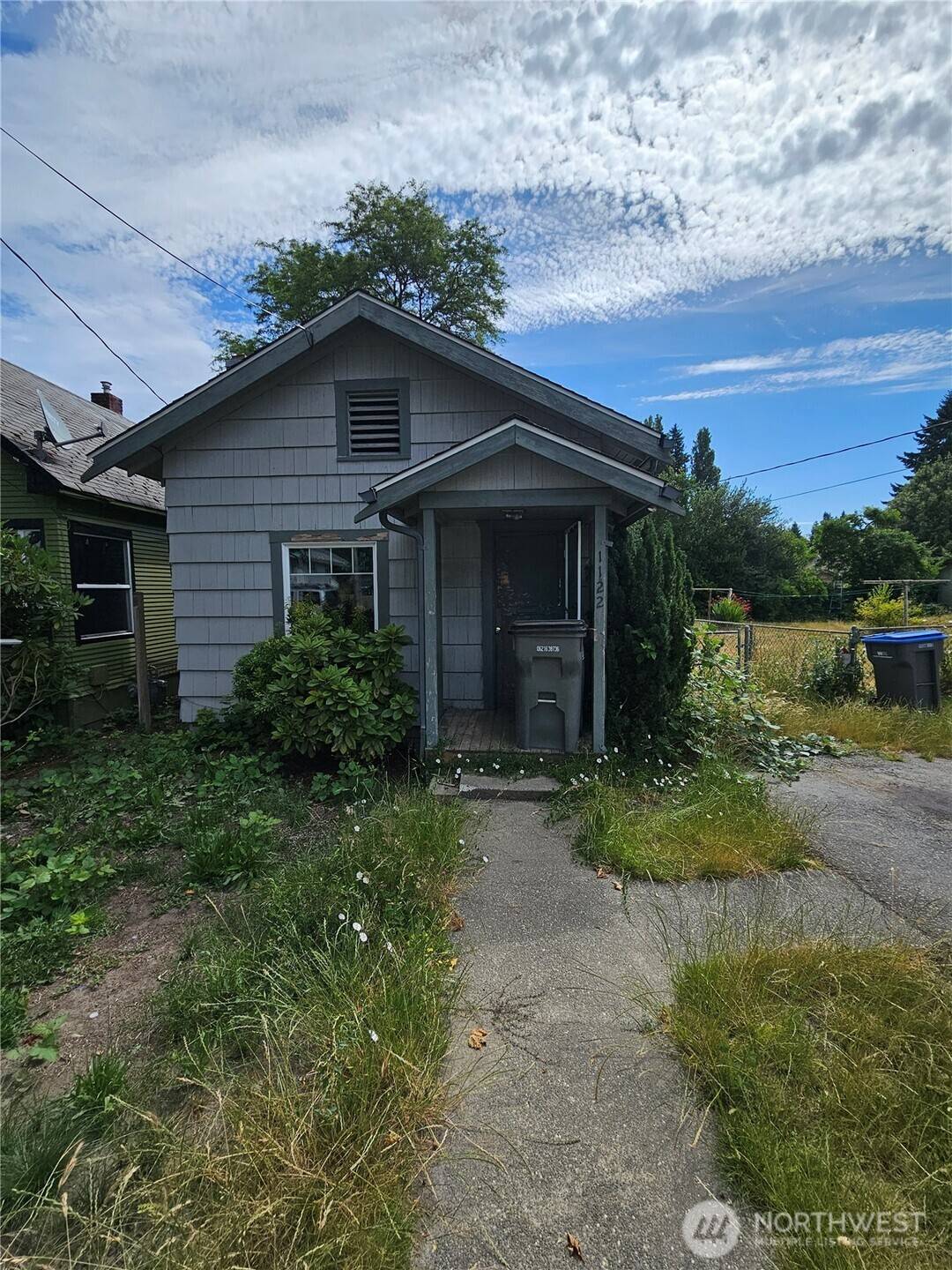 1122 Hewitt AVE, Bremerton, WA 98337