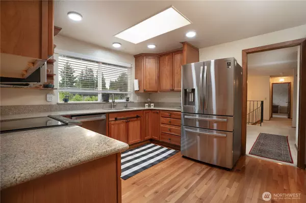 Tacoma, WA 98498,10802 99th ST SW