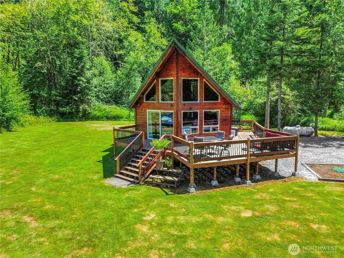 Orting, WA 98360,18315 Pioneer WAY E