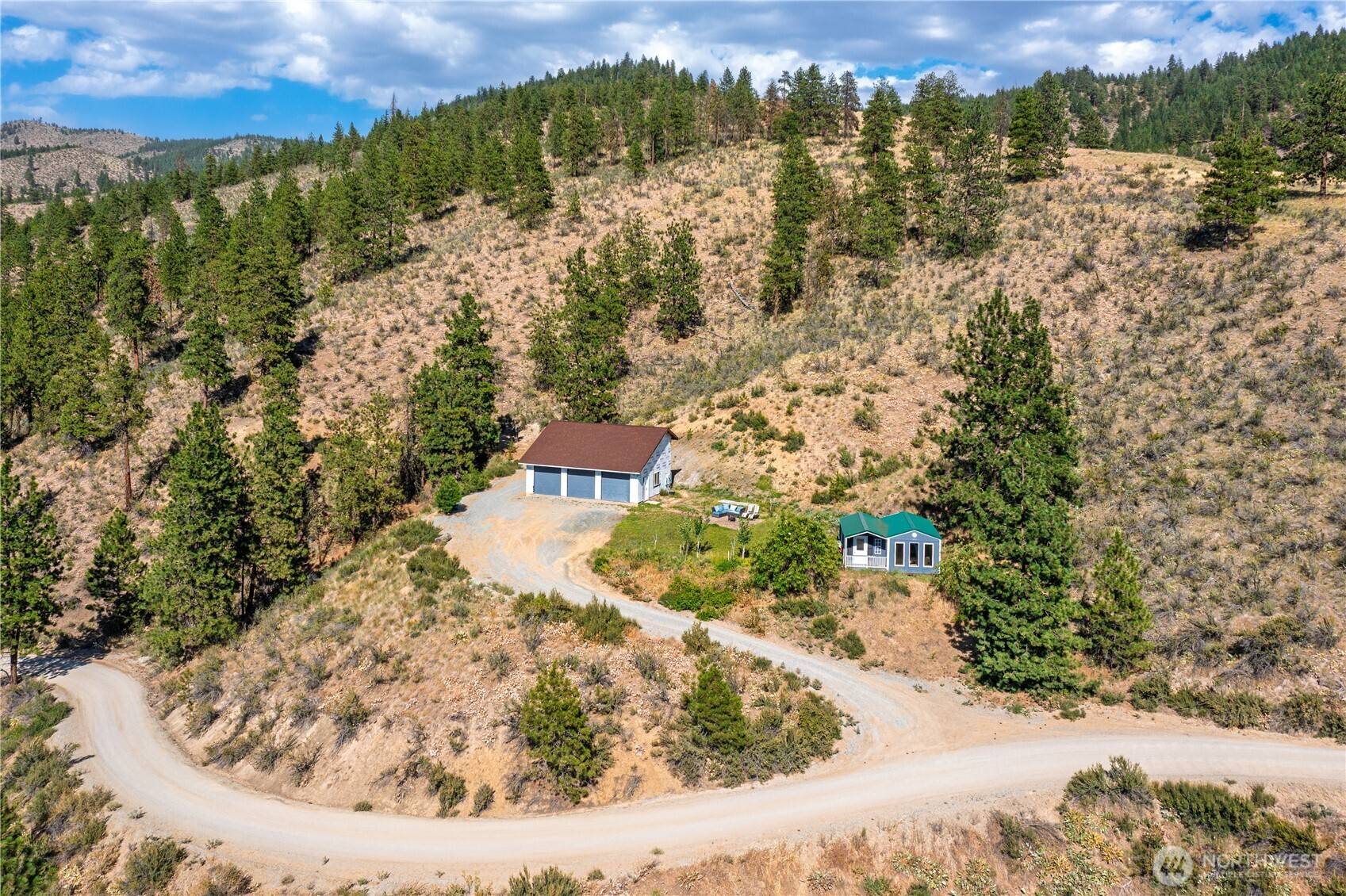1478 Lodge Pole RD, Chelan, WA 98816