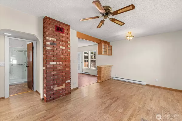 Wenatchee, WA 98801,849 Kittitas ST