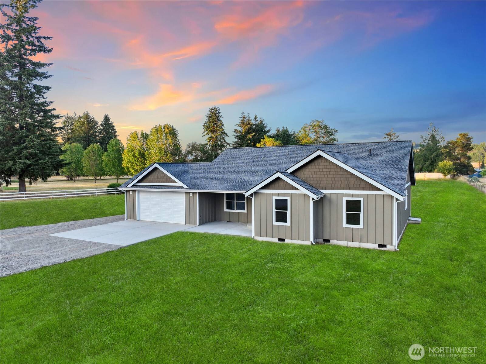 19106 Nutmeg ST SW, Rochester, WA 98579
