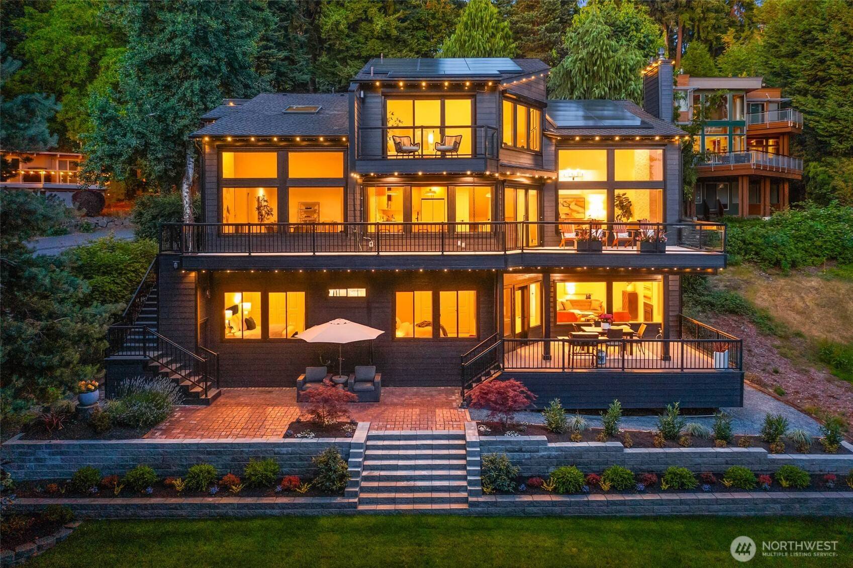 11637 72nd PL NE, Kirkland, WA 98034