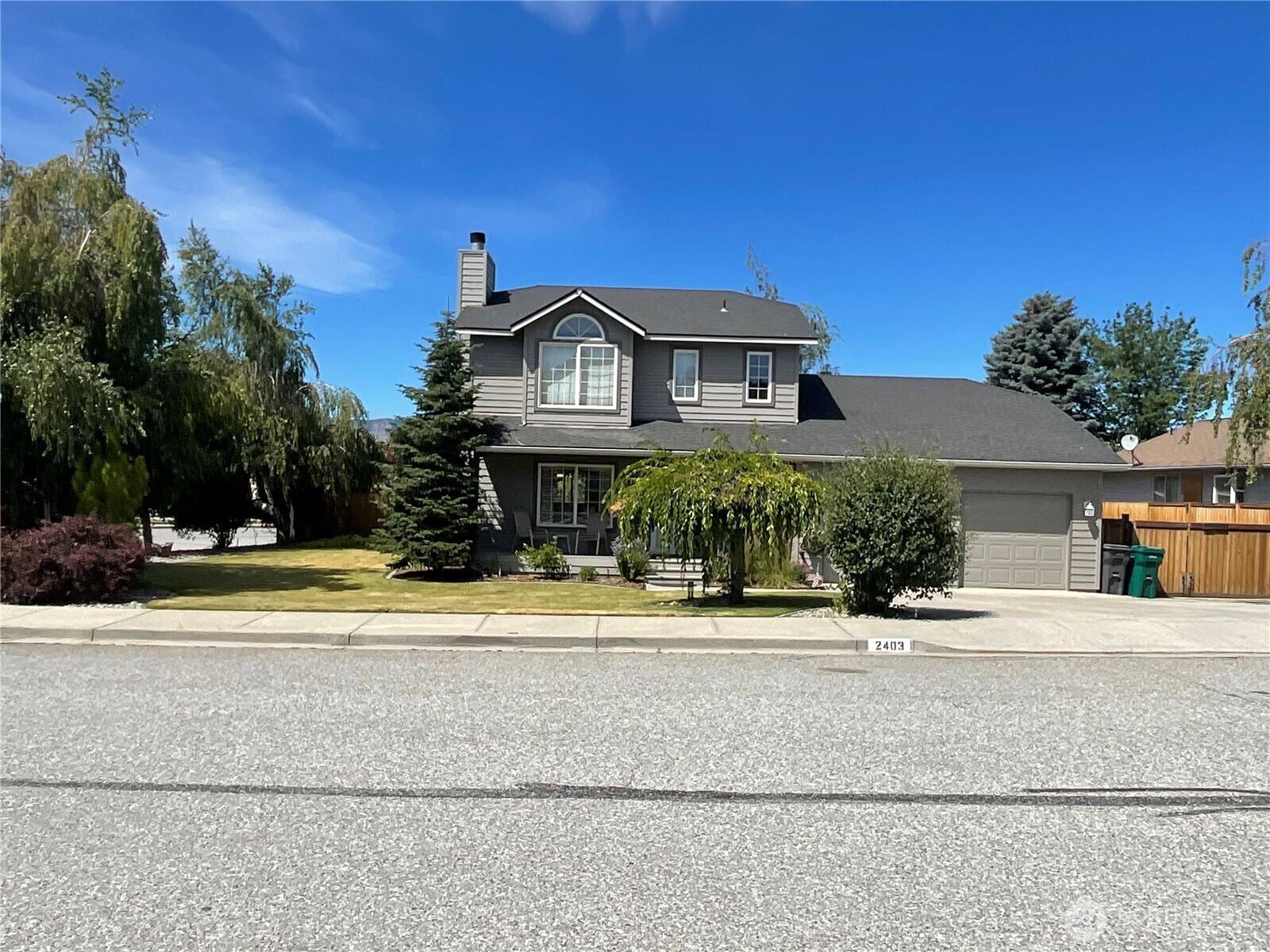2403 Highland View DR, East Wenatchee, WA 98802