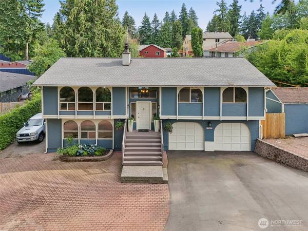 17837 Ashworth Ave N, Shoreline, WA 98133