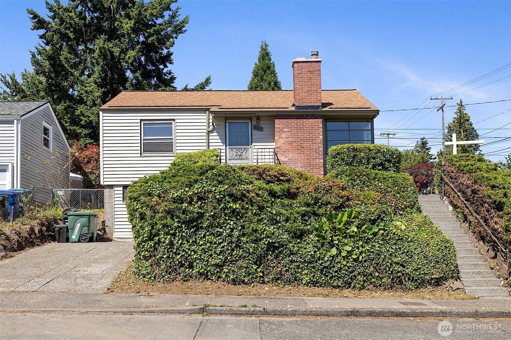 8403 36th AVE SW, Seattle, WA 98126