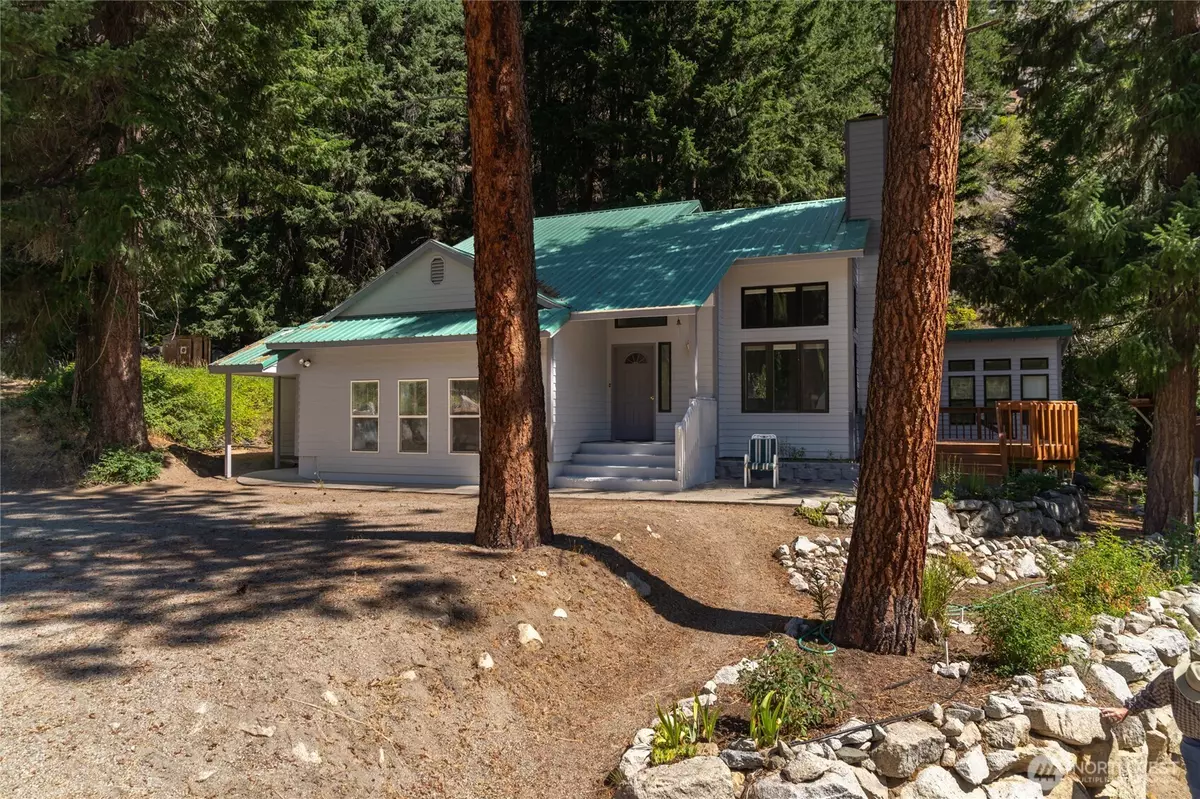 Entiat, WA 98822,17976 Entiat River RD