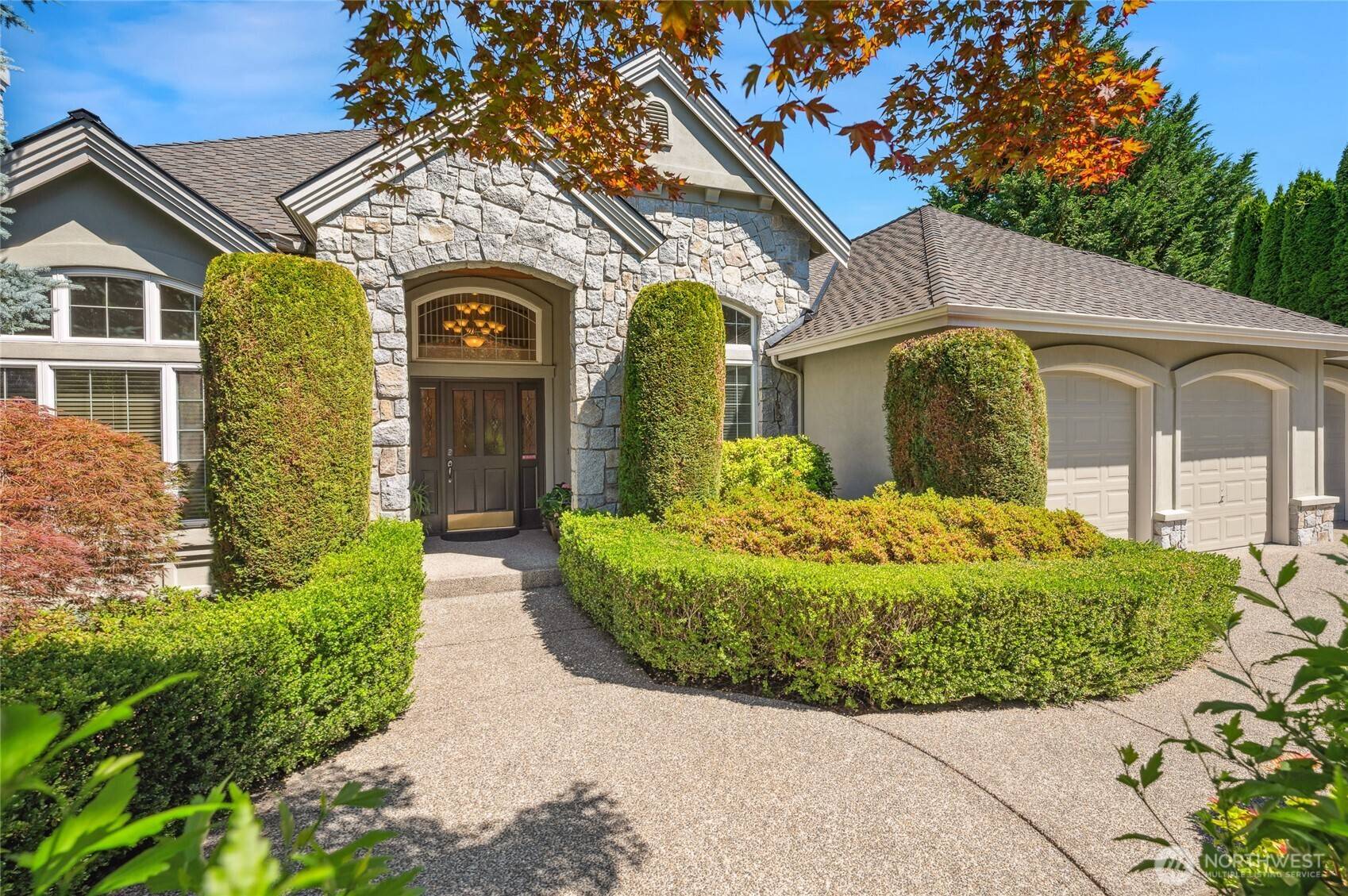1104 268th WAY SE, Sammamish, WA 98075