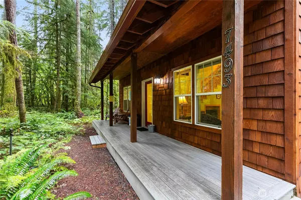 Deming, WA 98244,7493 Miller WAY