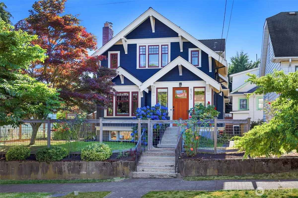 Seattle, WA 98117,6753 5th AVE NW