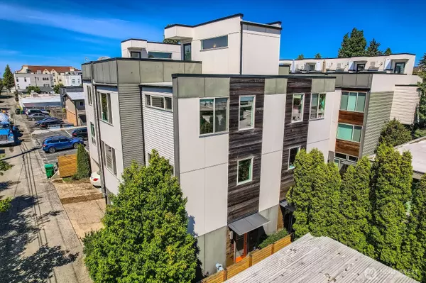 4033 California AVE SW, Seattle, WA 98116